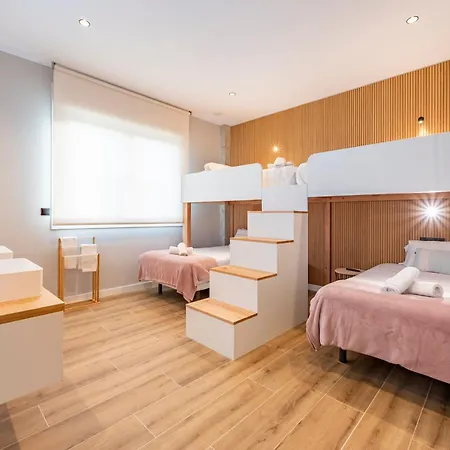 White Tree بيت ضيافة 3*