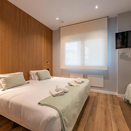 White Tree بيت ضيافة 3*