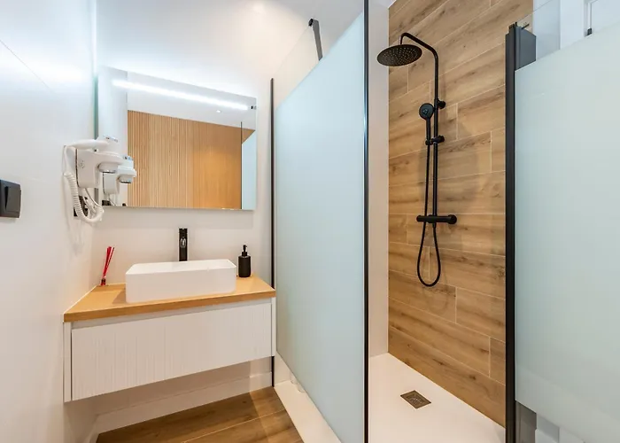 Гостевой дом White Tree 3*